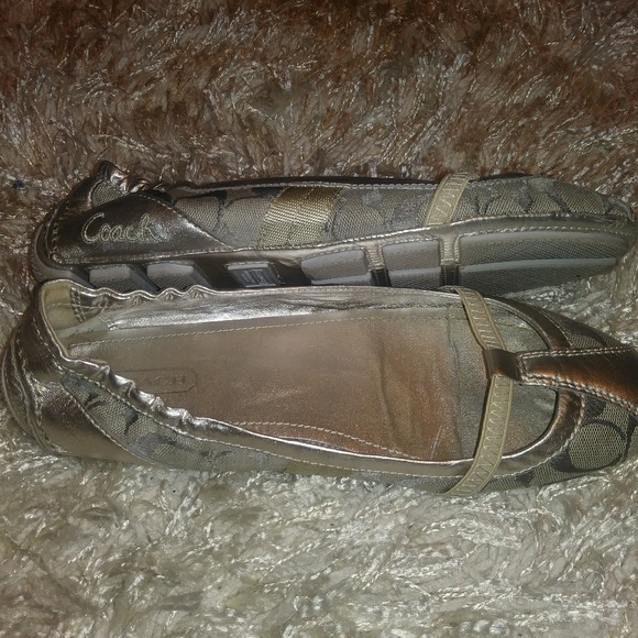 Silver Coach shoes - Picture 6 of 6